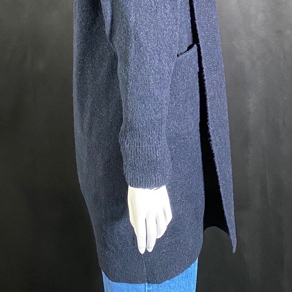 Cozy Open Shawl-Sweater - Picture 4 of 6